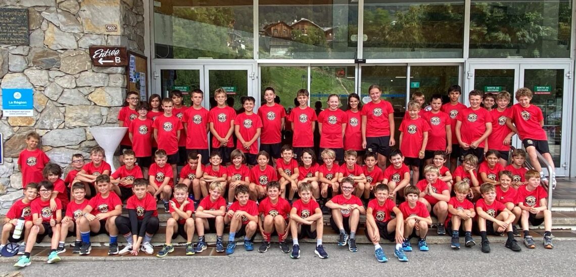 125 jeunes Pingouins réunis pour deux semaines de stage !