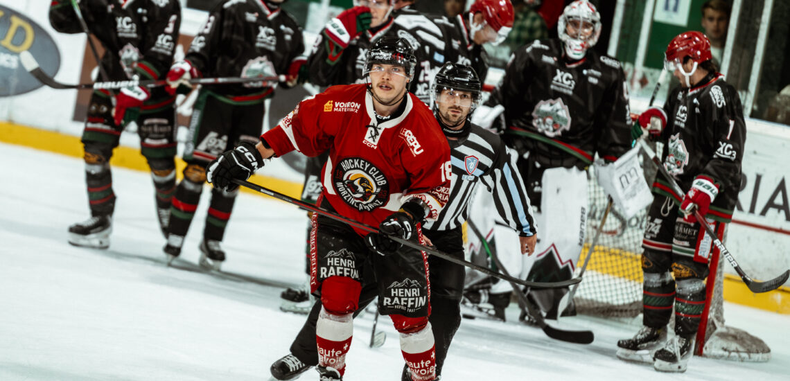 Les Pingouins ouvrent leur saison à Valence